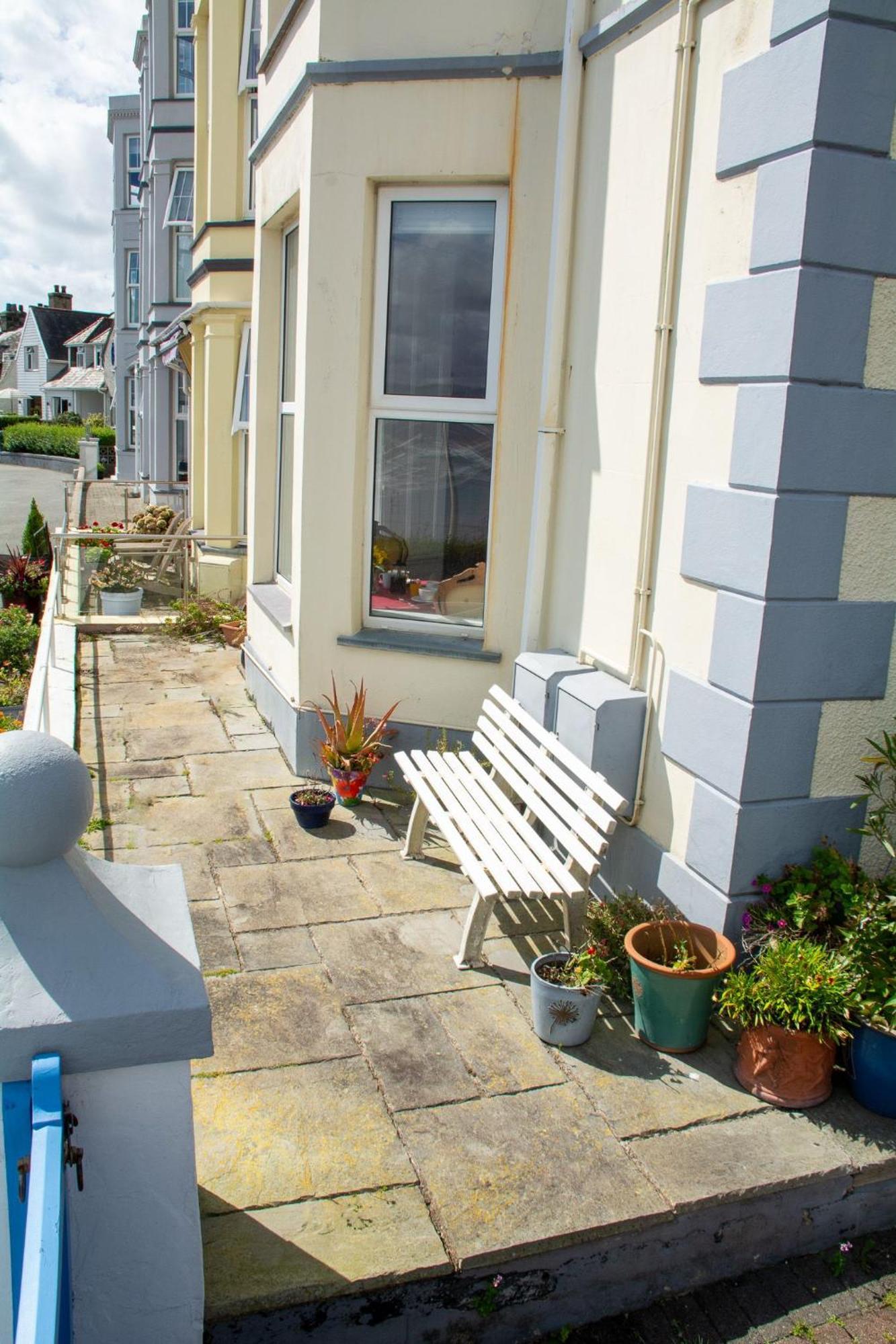 Llety * Criccieth